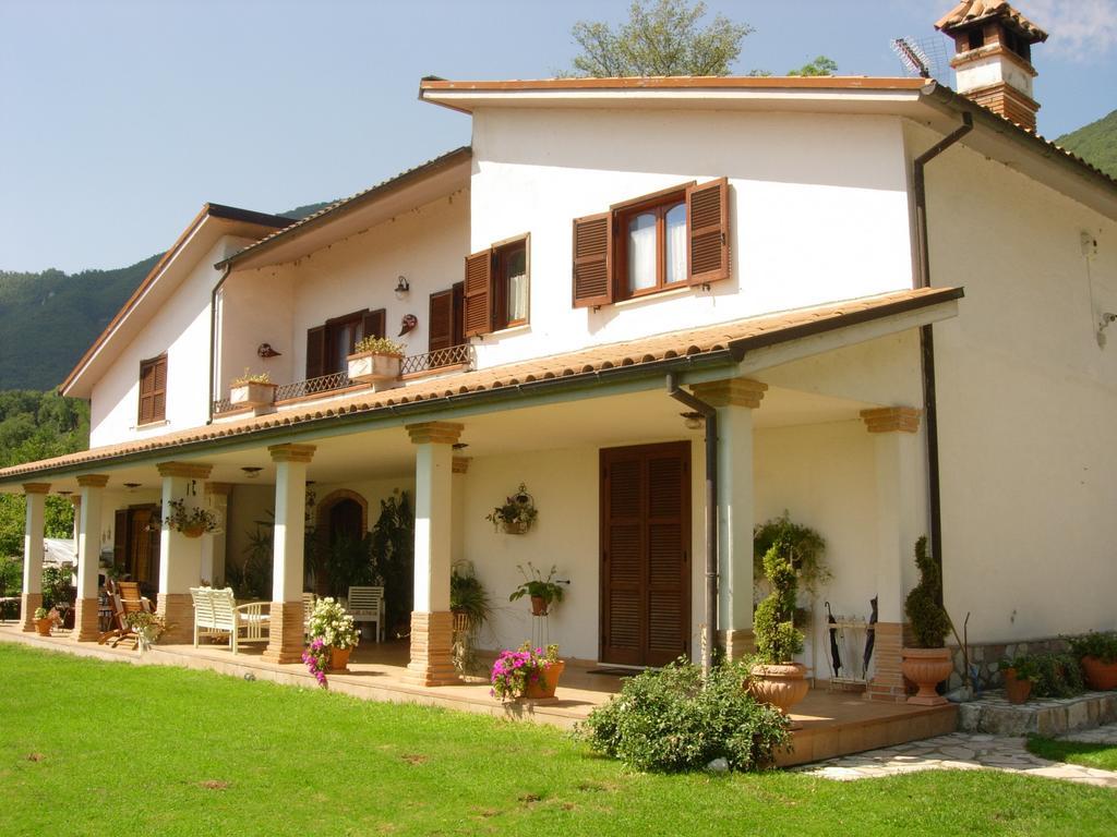B&B Il Cantico Greccio Phòng bức ảnh