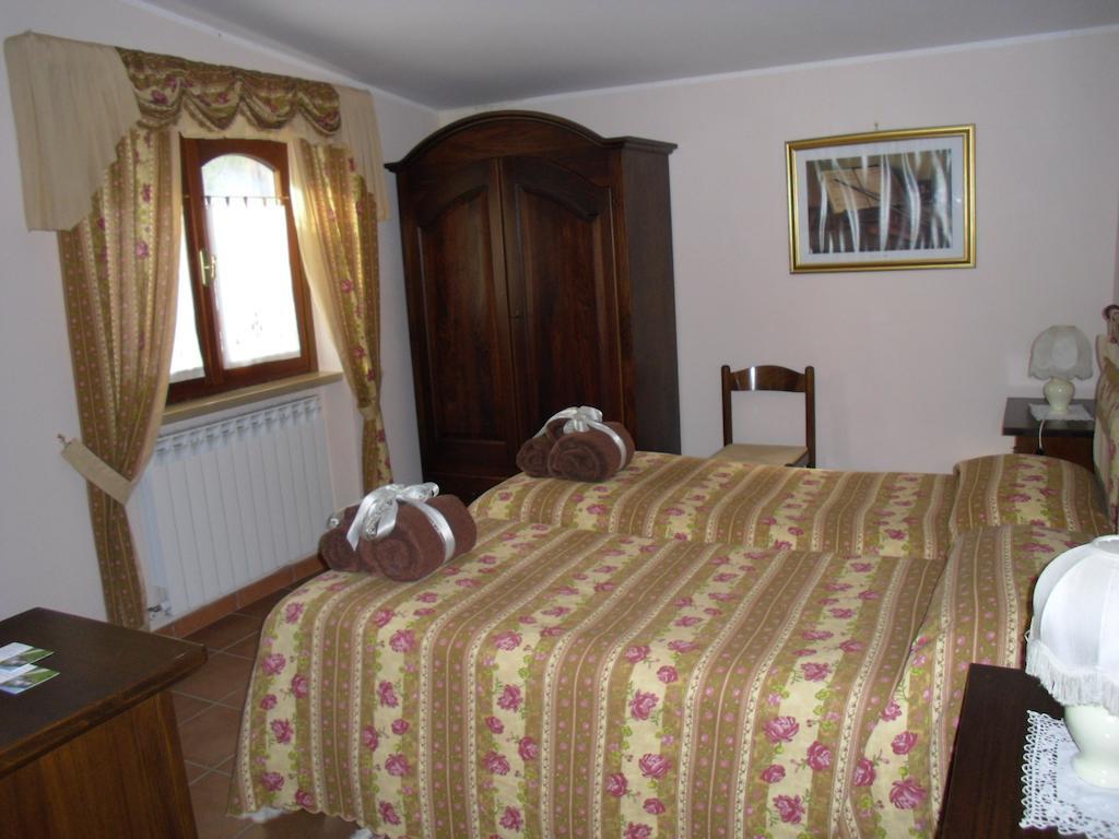 B&B Il Cantico Greccio Phòng bức ảnh